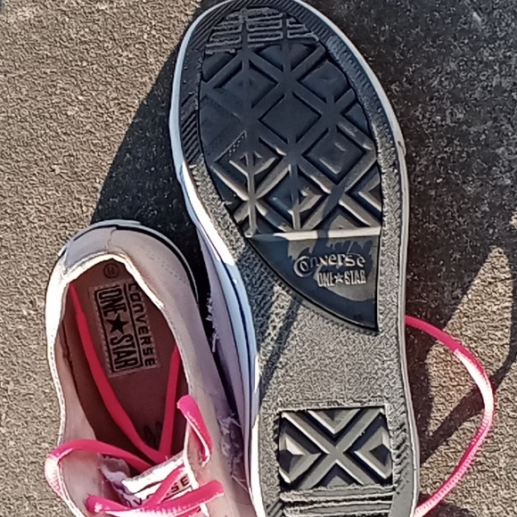 Converse One Star Pink And White Sneakers with Pink Laces 7.5 - Picture 3 of 6